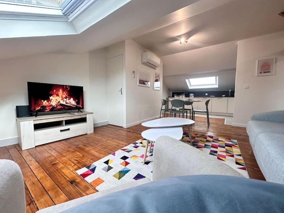 Apartment Forum Champagne Grand T2 Climatise Vue Cathedrale