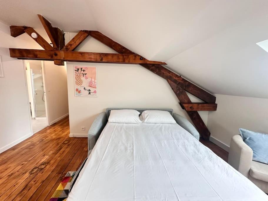 Apartment Forum Champagne Grand T2 Climatise Vue Cathedrale *