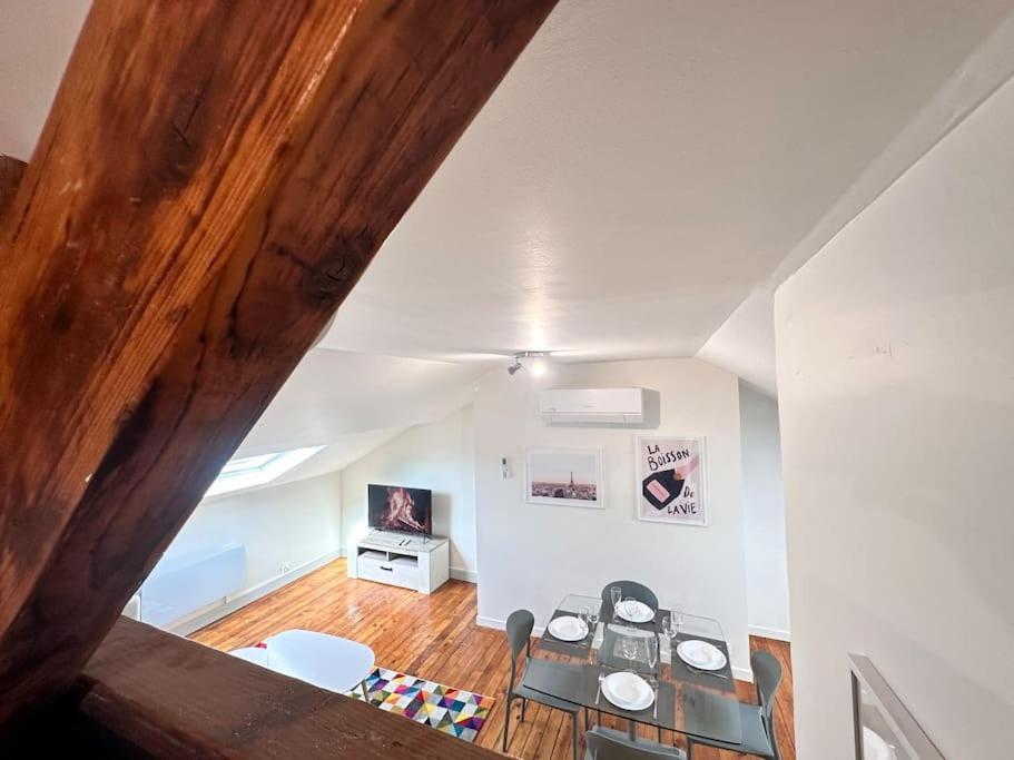 Forum Champagne Grand T2 Climatise Vue Cathedrale Apartment Reims